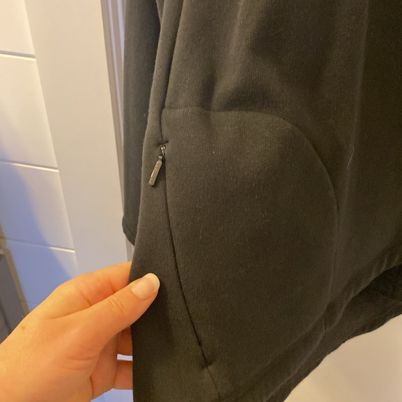 Athleta cozy karma wrap sweatshirt women’s medium - Picture 7 of 10